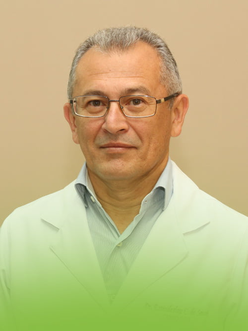 Dr. Estendeslau Cruz <br> de Souza